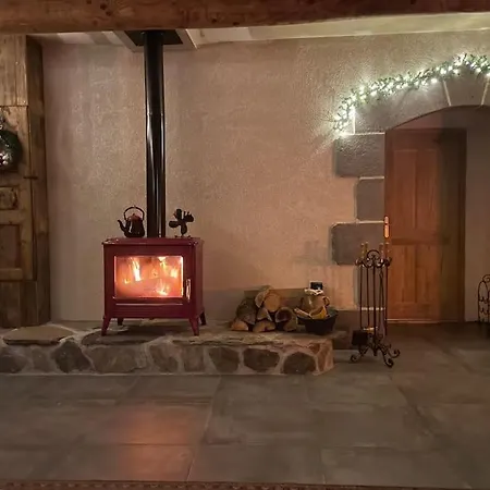 Maison La Pierre Du Lezard Nature Auvergne-rhone-alpes * Laurie