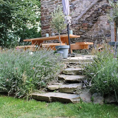 Casa vacanze Maison La Pierre Du Lézard Nature Auvergne-rhône-alpes Laurie