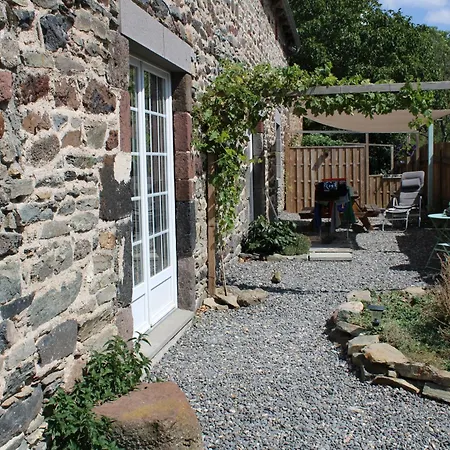 Maison La Pierre Du Lezard Nature Auvergne-rhone-alpes