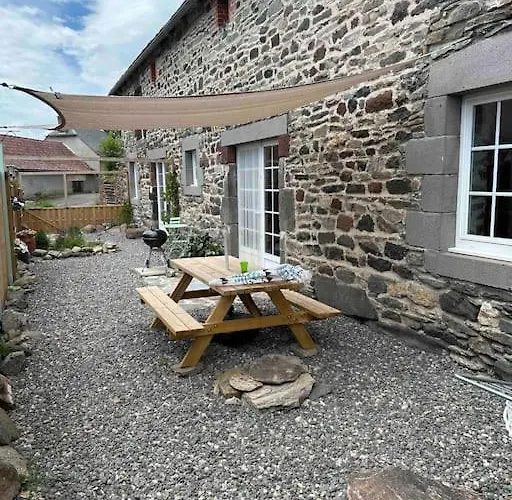 Maison La Pierre Du Lezard Nature Auvergne-rhone-alpes * Laurie