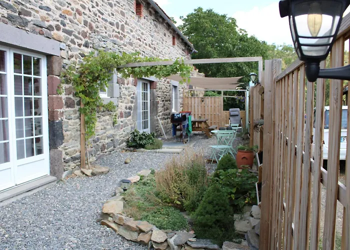 Prázdninový dům Maison La Pierre Du Lezard Nature Auvergne-rhone-alpes *